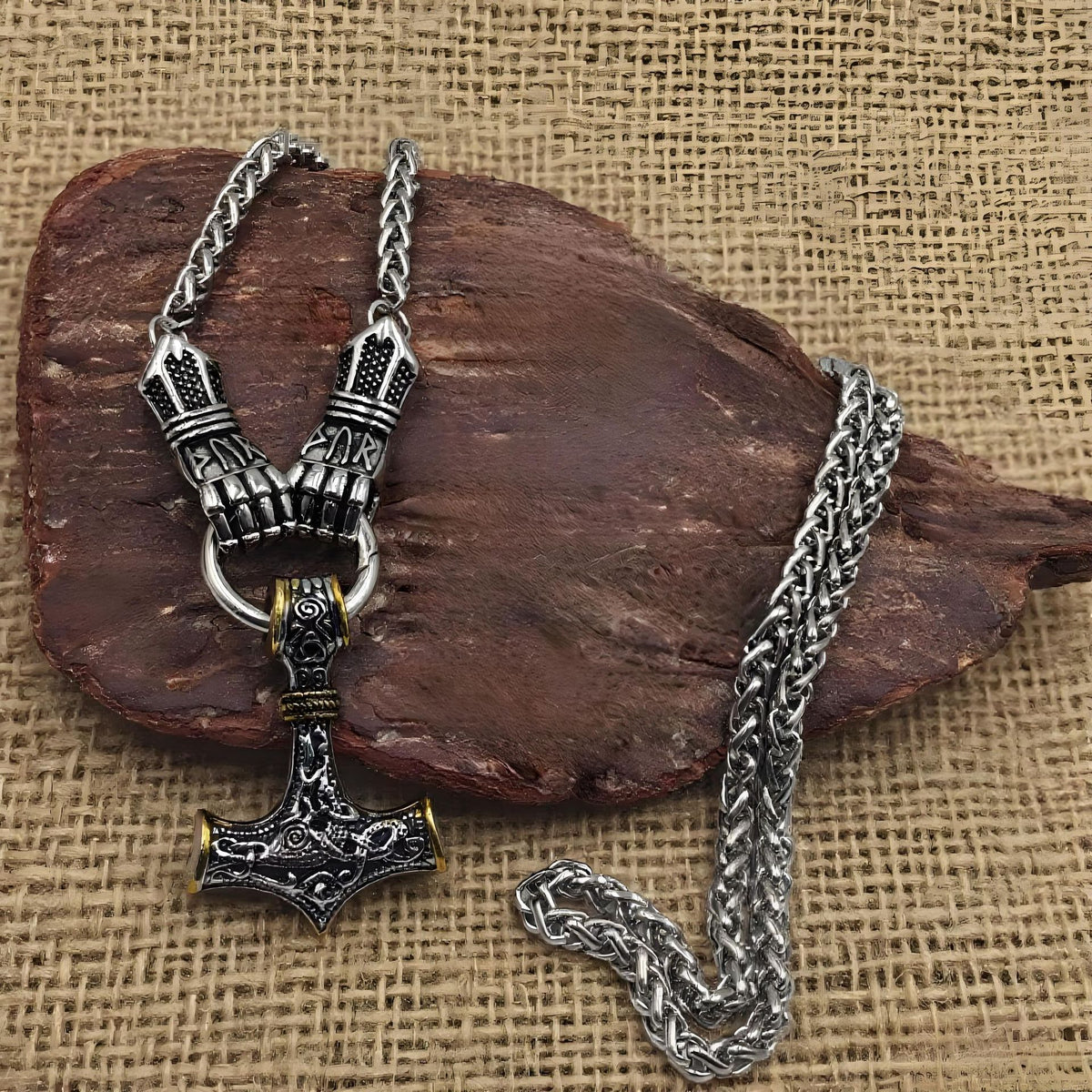 ⚡ 50 % ZĽAVA 🔥 Vikingský náhrdelník s Thorovým kladivom