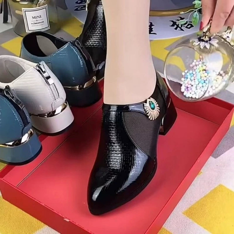 【35-40】👠✨. Elegantné a štýlové patchworkové kožené topánky zo sieťoviny pre ženy s nízkym podpätkom 💃🌟