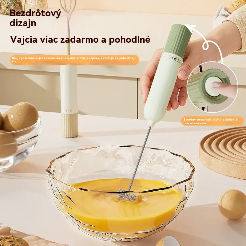 🥚 Bezdrôtový mini ručný mixér – vyšľahá vajcia a napení mlieko za pár sekúnd