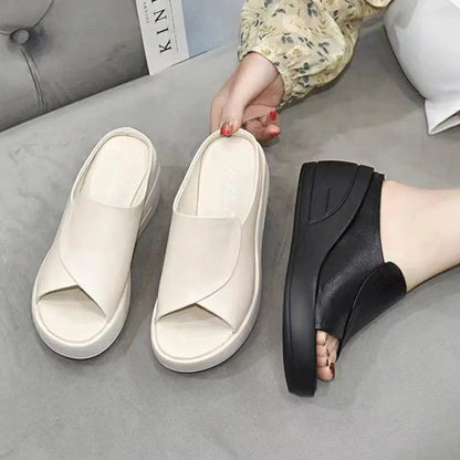 💥【ZĽAVA 30%】🔥[Podpätok 5,5 cm] 【35-42】Sandále na kline s mäkkou podrážkou
