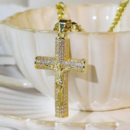 🔥💖Horúci výpredaj – ZĽAVA 50 %! 🎅✝️Náhrdelník s príveskom Ježišov ukrižovaný kríž