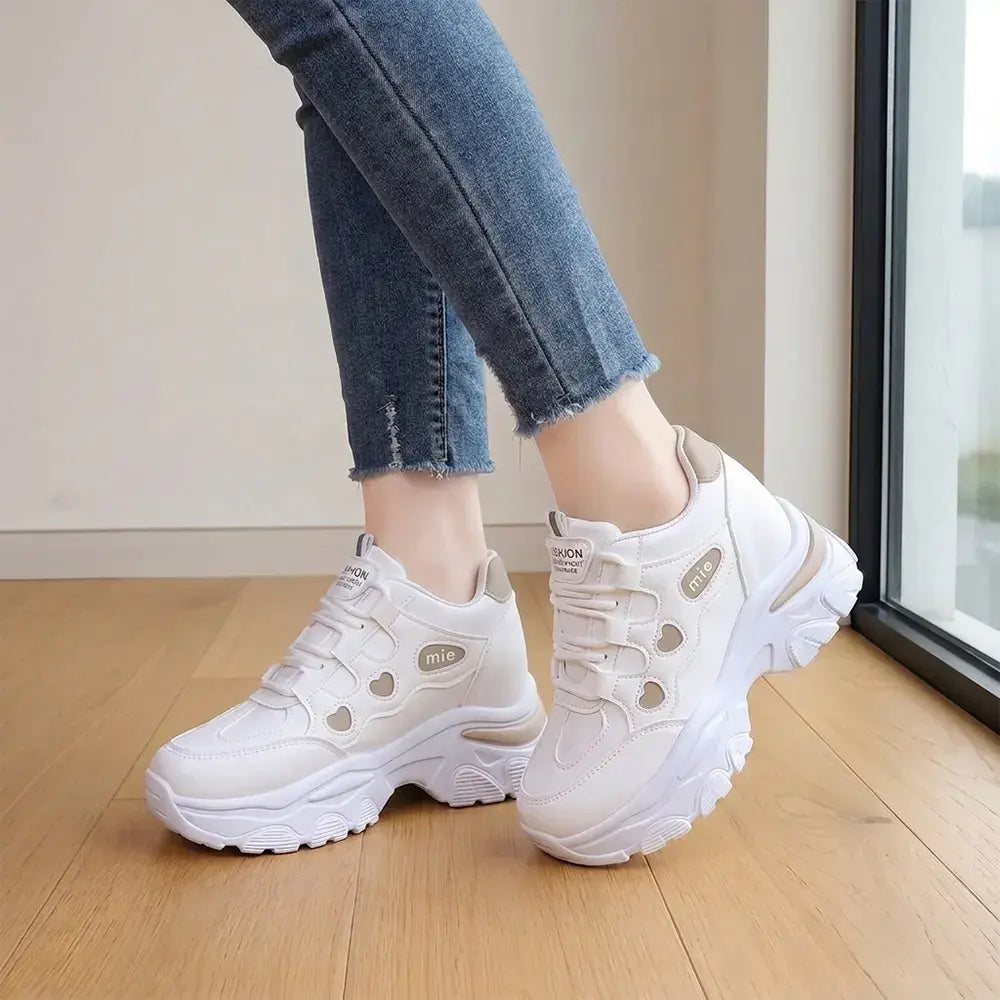 【35-42】👟Dámske tenisky na platforme s hrubým výstrihom - skrytý klin - ležérne šnurovacie tenisky s farebnými blokmi 2026