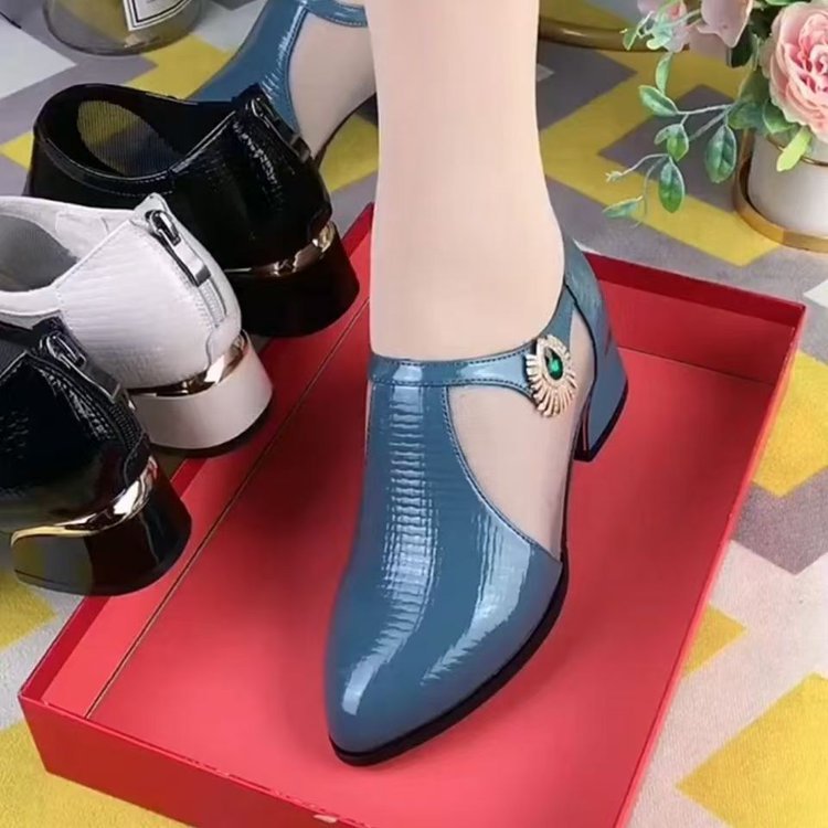 【35-40】👠✨. Elegantné a štýlové patchworkové kožené topánky zo sieťoviny pre ženy s nízkym podpätkom 💃🌟