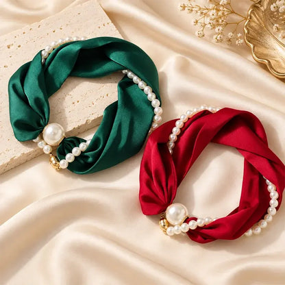 ✨ Perlový náhrdelník a magnetická šatka v jednom! Rýchle magnetické zapínanie · Odnímateľný dizajn · Francúzska elegancia a všestranný štýl! Špeciálna ponuka: Kúpte jeden a druhý získate zadarmo!