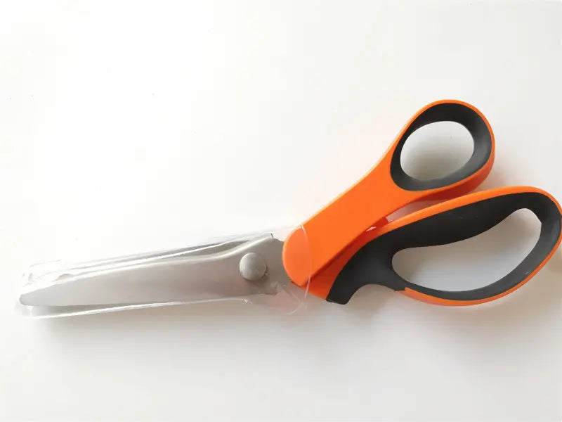 ✂️ Viacúčelové nožnice na rezanie s cikcakovou strihacou hranou – na látky, papier a remeslá 🧵