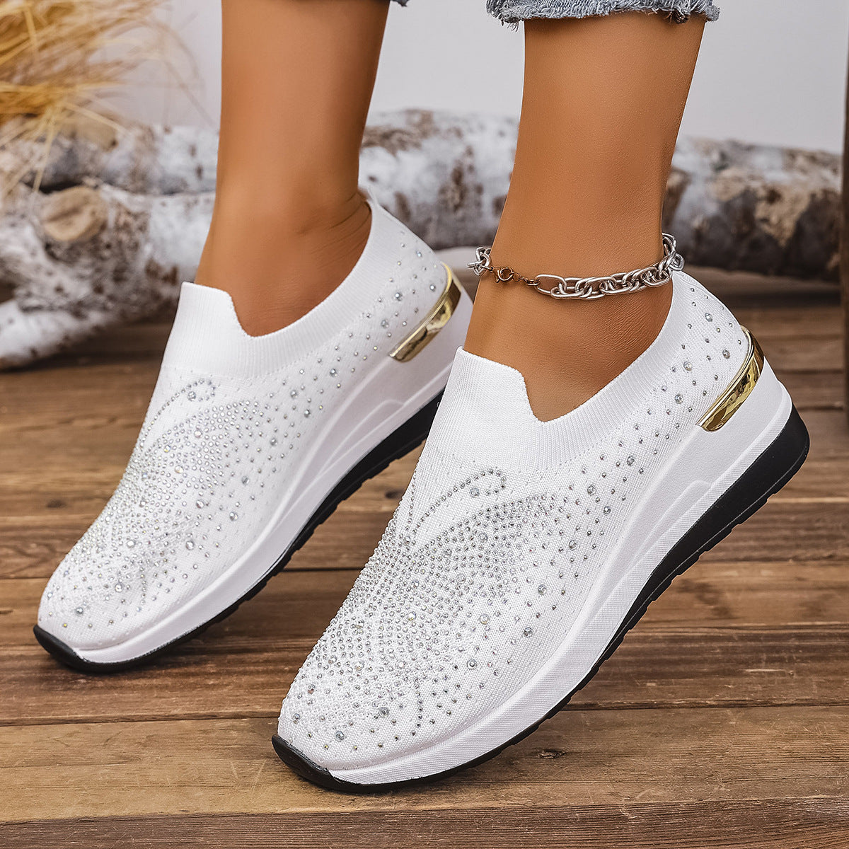 👟Dámske tenisky s motýľmi a kamienkami - trblietajú sa s každým krokom ✨